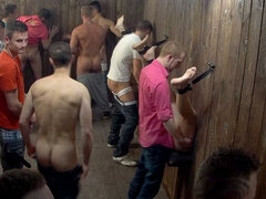 Loiroa, Boquete, Transar de quatro, Buraco glory hole, Grupo, Orgia, Raspar depilar, Adolescente