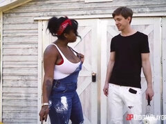 Peitos grandes, Negroa, Boquete, Gordinho, Transar de quatro, Fazenda, Interracial, Melharucos naturais