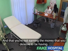 Anna Rose's fakehospital exam turns into a POV pay-rise stop