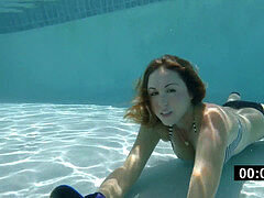 Carolyn underwater audition and breatholding