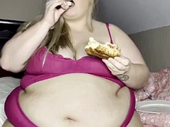 Belle grosse femme bgf, Blonde, Sucer une bite