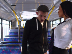 Ônibus, Casal, Ruivoa, Sexo grupal a três