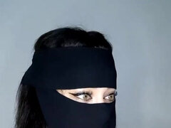 Arabci, Babe, Velika rit, Velike joške, Okrogla, Domaci pornič, Milf, Muco