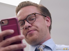 Teens Like It Big (Brazzers): Selfies With The Dean