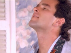 Isot tissit, Rintava, Takaapäin, Käsihoito, Rankka, Alusvaatteet, Punapää, Vuosikerta