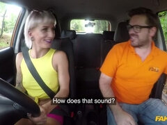 Amatør, Kukk suging, Bil, Bløtkake, Bakfra, Utendørs, Synsvinkel, Fitte