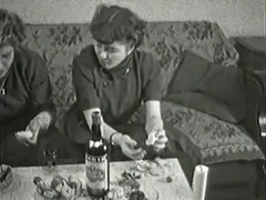 Szőrös, Leszbikus, Fehérnemű, Régebbi évjáratú pornó