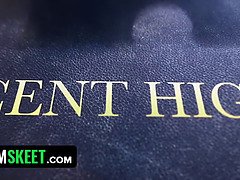 Schizzo di sborra, Occhiali, Sega, Leccata, Scolara, Urlando, Maestra, Ragazza