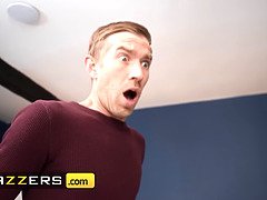 Sucer une bite, Tromperie, En levrette, Énorme, Bite énorme, Seins naturels, Chatte, Nénés