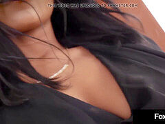 Noire, Lingerie