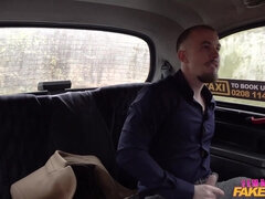 Traseiro, Anilíngua, Pauzão, Loiroa, Peituda, Garganta funda, Ao ar livre cartaz de rua outdoor, Tatuagem