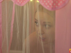 Amatorka, Tyłek, Duże cycki, Obciąganie, Rodzina, Obcasy, Cipka, Tatuaż