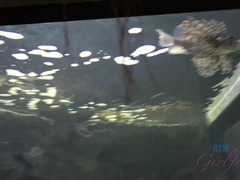 Leie, Bad, Blondine, Schmutzig, Puppe, Masturbation, Muschi, Titten