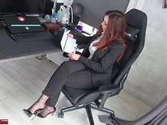 Bdsm, Dominans, Fötter, Femdom, Älskarinna, Kontor, Bestraffning, Stockings