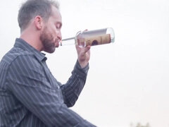 Tetas grandes, Pareja, Corrida, Lamidas, Monstruo, Tetas naturales, Público, Tetas