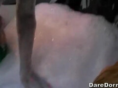 Popó, Fürdő ruha, Szőke, Gesztenyebarna, Diákotthon, Pirszing, Medence, Begyek