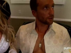 デカパイ, 巨乳な, 口内発射, 淫乱熟女, オマンコ, フェラする, スウェーデン人, 三人