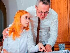 큰 엉덩이, 큰 음경, 큰 가슴, 도기스타일, 빨간 머리, 빼빼한, 선생, 청소년