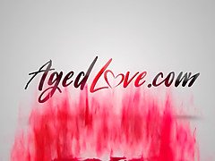 Μεγάλα βυζιά, Ξανθιά, Πίπα, Ώριμη, Μαμά, Φυσικά βυζιά, Φωνάζοντας