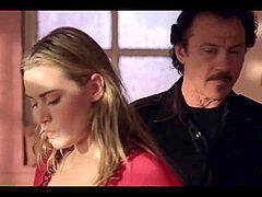 Gesztenyebarna, Sztár, Nyilvános, Dohányzás, Hármas