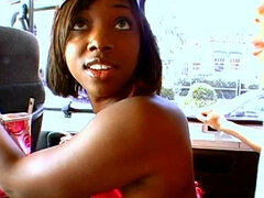 Zadok, Kuřba, Brunetka, Striekanie semena, Drobunké, Pička, Vyholené, Kozičky