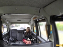 Stora tuttar, Tjeckisk, Långt ner i halsen, Hardcore, Naturliga tuttar, Piercing, Spanking, Våt