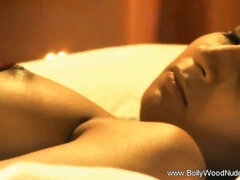 Brunette, Hd, Indier, Mor jeg gerne vil kneppe, Naturlig, Nøgen, Strip, Pirring