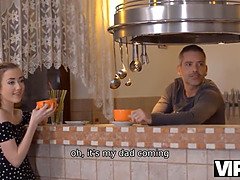 Blond, Pijpbeurt, Gevangen, Daddy, Hd, Likken, Kut duiken, Tatoeage