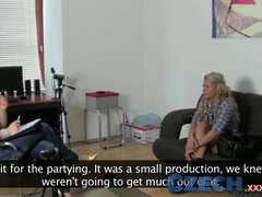 Любители, Блондинки, Лесбиянка, Лизание, Натуральные, Натуральные сиськи, Киски, Бритые