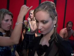 衣服着たままセックス, ダンス, ハードコア, レズビアン, オージー, パーティ, ポルノスター, サテン