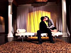 Verga grande, Mamada, Morena, Corridas, Sexo duro, Lamidas