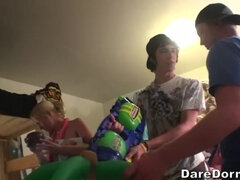 Bikini, Negro, Rubia, Pequeña, Piscina, Flaco, Tetas