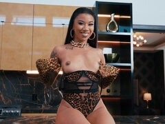 Asiatique, Masturbation, Piscine, Solo, Nénés