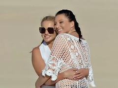 Plaża, Duże cycki, Blondynka, Obciąganie, Dildo, Hardcore, Mamuśka, Cycki