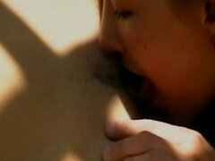 Blonde, Brunette brune, Lesbienne