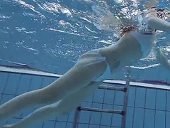 Erotisch, Hardcore, Im freien, Pool, Öffentlich, Erotischer film, Jungendliche (18+), Unter wasser