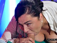 Cumizás, Gesztenyebarna, Cseh, Szőrös, Kőkemény, Nyalás, Maszti, Érett koros