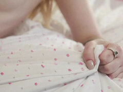 Szőke, Cumizás, Mélytorok, Hd, Filigrán alkatú, Lánytestvér, Vékony, Egyetemista