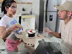 Leie, Spermaladung, Latina, Lecken, Milf