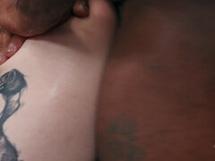 Anilíngua, Quarto, Punheta, Saltos, Interracial, Piercing, Palmada, Tetas