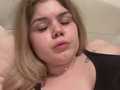 18 años, Amateur, Gorda, Rubia, Pedorrearse, Latina, Solo, Adolescente