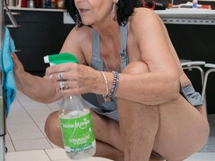 Amatør, Anal, Slikke rumpe, Kukk suging, Fransk, Bestemor, Hæler, Raseblandet