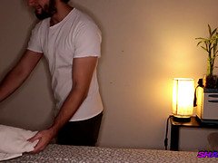 Bikini, Cfnm, Pik, Hd, Spil den af, Massage, Naturlig, Olie