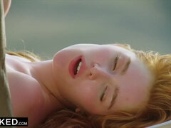 Stor kukk, Pikk, Ansiktssperm, Hårete, Raseblandet, Petite, Fitte, Pupper