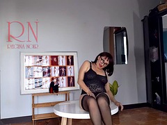 Čierne, Ebenové, Fetiš, Podpätky, Milf  mčbp, Nylonové, Sekretárka, Upskirt