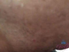 발로 애무하기, Hd, 수음, 셀카, 빼빼한