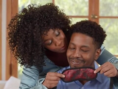 Musta, Naamallinen, Äiti jota haluaisin panna, Teini, Kolmen kimppa