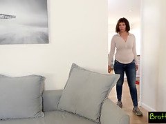 Piękna, Brat, Brunetka, Lizanie, Mamuśka, Krzyczeć, Siostra, Macocha