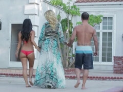 In den arsch, Blasen, Hundestellung, Fetisch, Handjob, Im freien, Flotter dreier