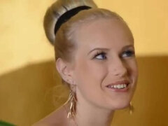 Peitos grandes, Loiroa, Peituda, Engraçadinhoa, Lésbica, Mãe gostosa, Piscina, Xoxota